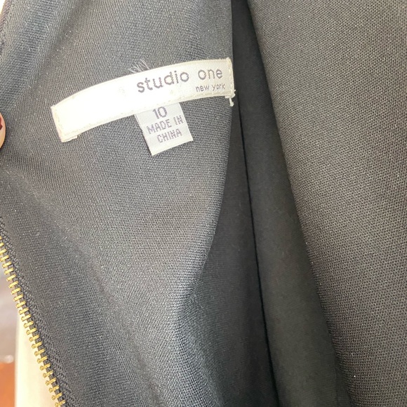 Studio One mini dress - Picture 3 of 3